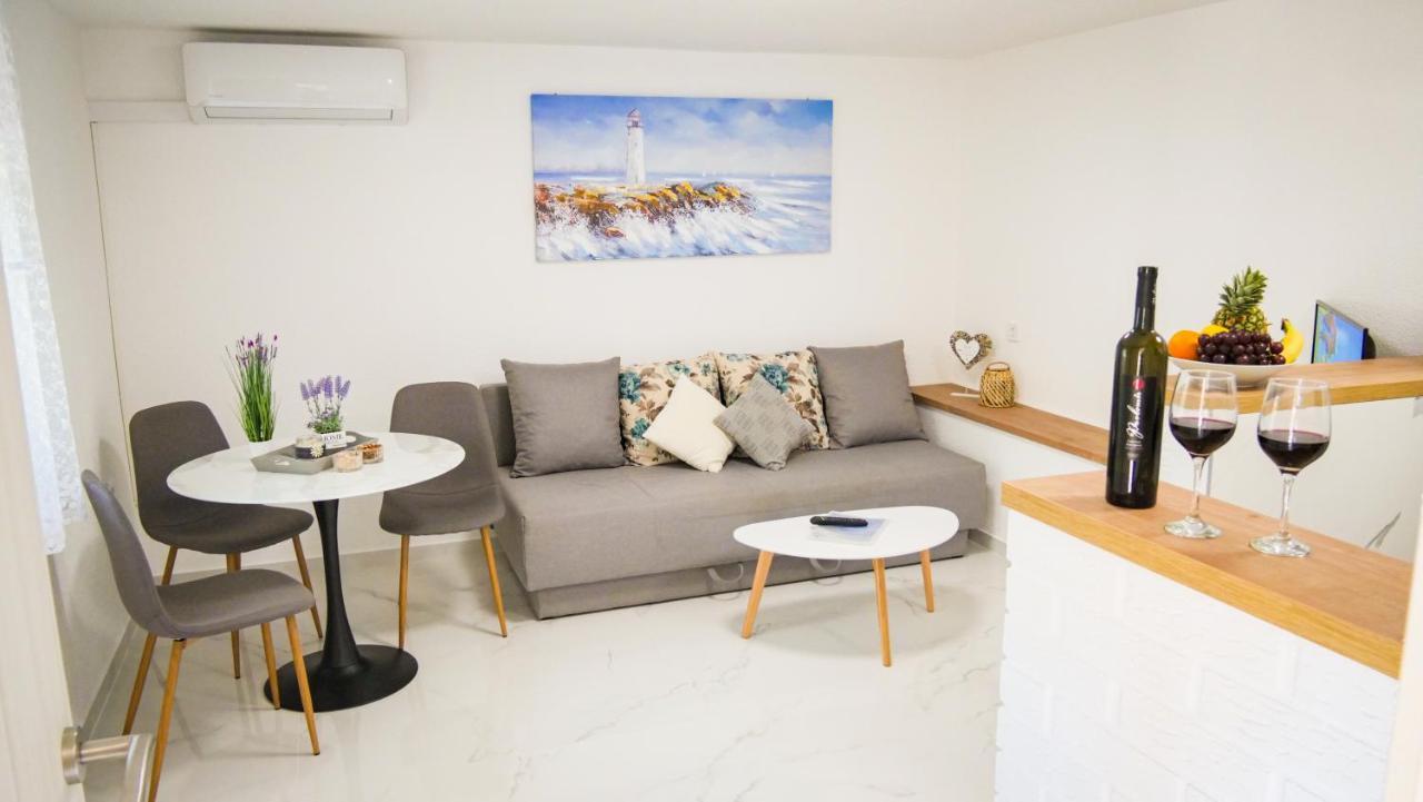 Peaceful & Sunny Apartments Trogir Exterior photo