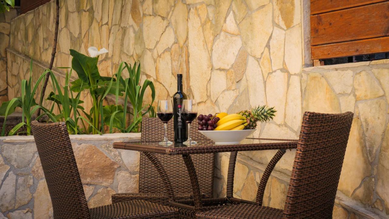 Peaceful & Sunny Apartments Trogir Exterior photo